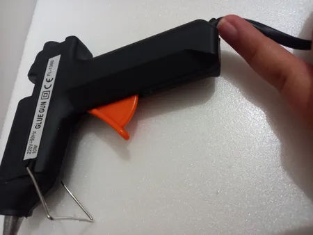 دستگاه چسب تفنگی جانسون مدل FL-138B به همراه یک عدد چسب حرارتی جانسون بصورت رایگان