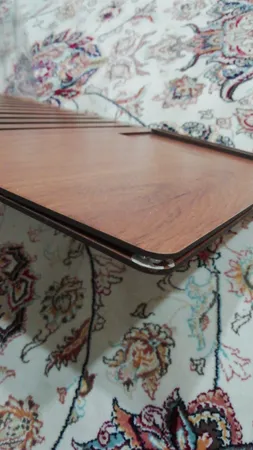 استند لپ تاپ گالری چوب و کمان طرح 1