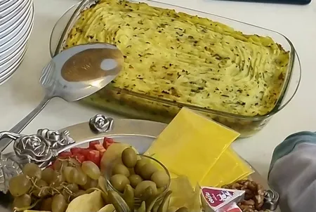 ظرف پخت پیرکس مدل Essentials مستطیل کد 247