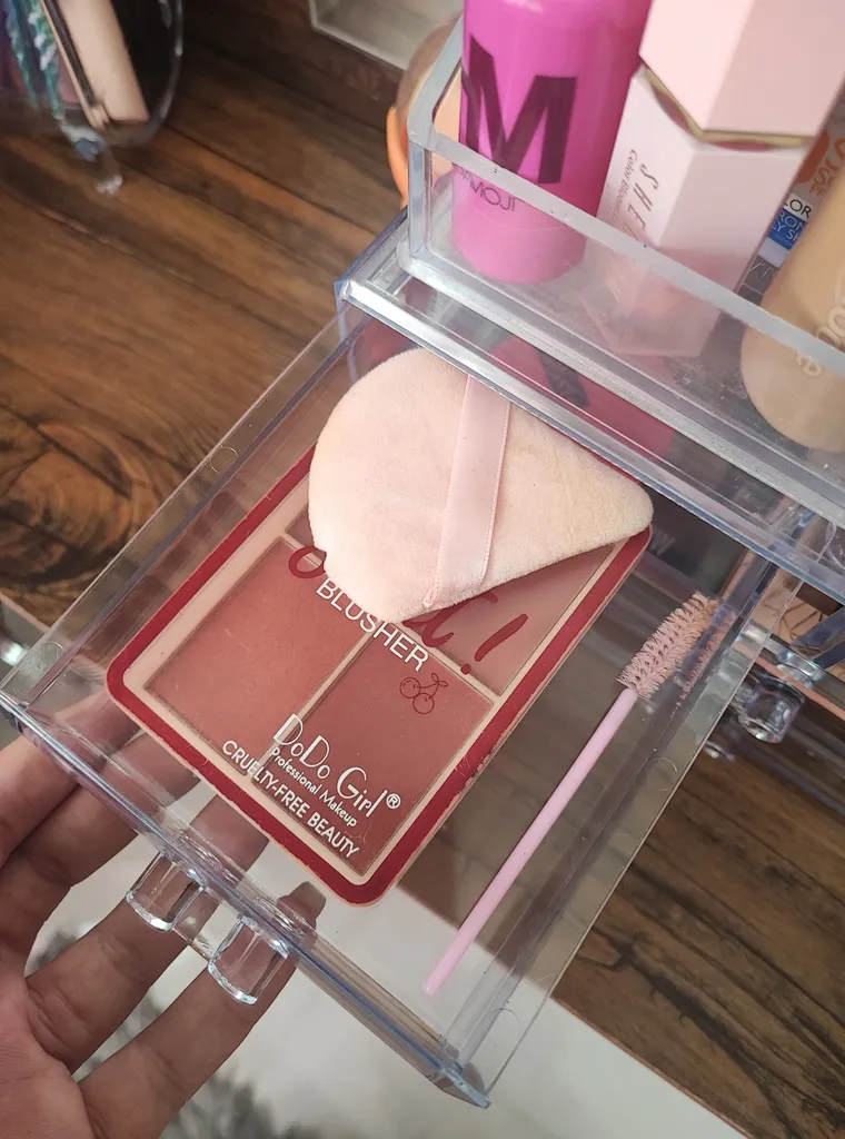 استند لوازم آرایشی نیلوشاپ مدل چهار کشو کد 4Drawers