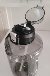 تجریه خرید قمقمه یونیک کد 1912 گنجایش 2.2 لیتر