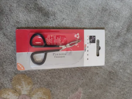 موچین ابرو مدل EBS