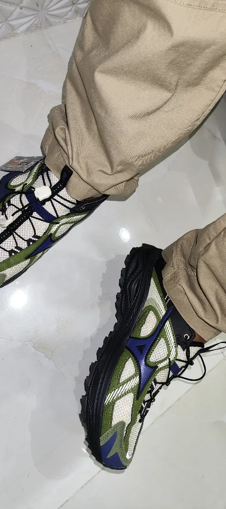 کفش طبیعت‌گردی میزانو مدل Racer Trail SE