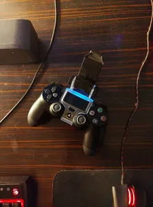 تجریه خرید گیره نگهدارنده تلفن همراه پلی استیشن 4 دابی مدل TP4-016