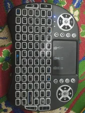 تجریه خرید مینی کیبورد بی‌سیم همراه با تاچ‌پد مدل 08RF/2.2 Persian