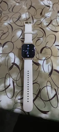 ساعت هوشمند امیزفیت مدل GTS 2 Global بند سیلیکونی