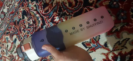 قمقمه مدل مربعی دور سیلیکونی گنجایش 0.9 لیتر