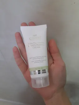 كرم مرطوب كننده مناسب پوستهای چرب سینره حجم 65 میلی‌لیتر