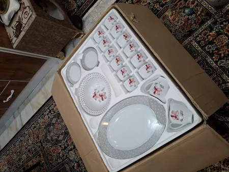سرویس غذاخوری 102 پارچه چینی زرین ایران سری ایتالیا اف مدل والنسیا درجه یک