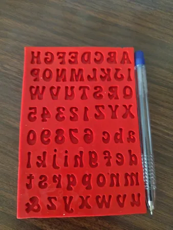 قالب فوندانت بهگز مدل حروف و اعداد لاتین