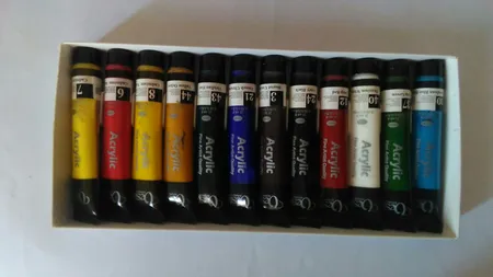 رنگ اکریلیک وستا 12 رنگ حجم 21 میلی لیتر