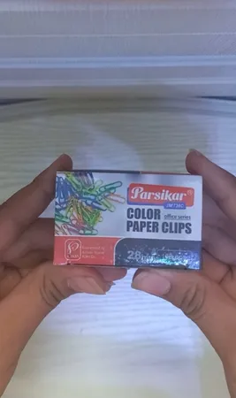 گیره کاغذ رایدین مدل رنگی سایز 28-33میلی متر - بسته 100 عددی