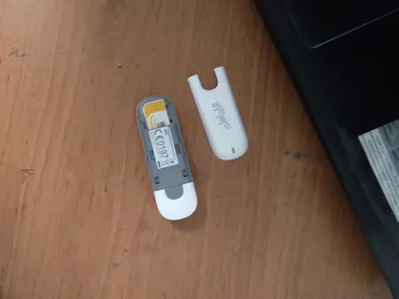 مودم USB 3G همراه اول مدل E303