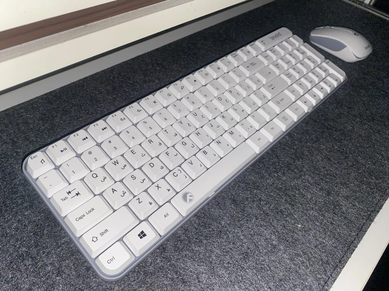 کیبورد و ماوس بی سیم بیاند مدل BMK-2261RF، سوییچ ممبران، Compact 1800