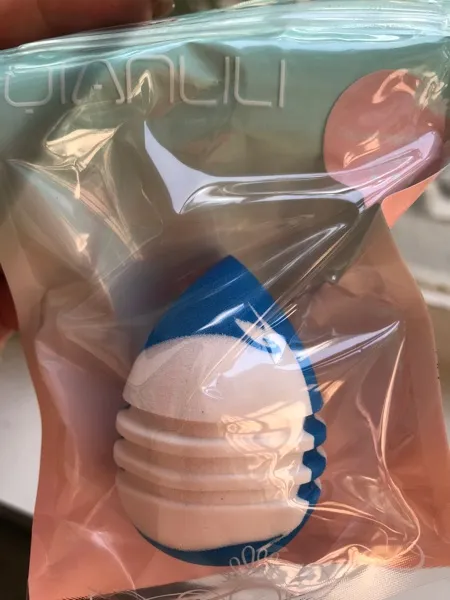 پد آرایشی مدل کیانلیلی