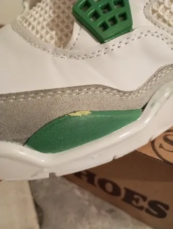 کفش مخصوص دویدن مدل 4 Retro