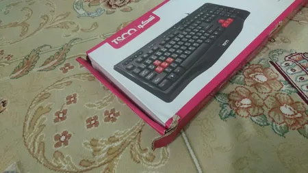 کیبورد تسکو مدل TK 8018 با حروف فارسی