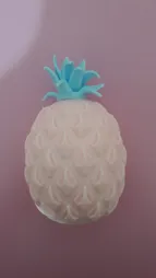 فیجت ضد استرس مدل آناناس خامه ای