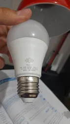 چراغ مطالعه بوستانچی مدل EN-111 همراه با لامپ  ال ای دی 7 وات E27