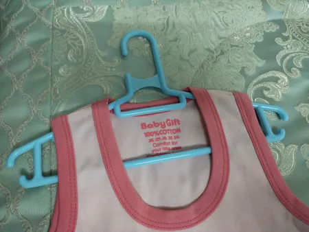 چوب لباس ارج پلاستیک کد 820 بسته 6 عددی