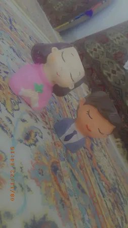 گلدان طرح پسر کرواتی کد AH01