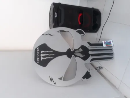 چراغ دیواری مدل اسکلت طرح مانستر