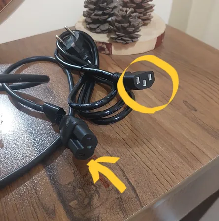 کابل برق سه پین منبع تغذیه کامپیوتر مدل 75MM طول 1.5 متر