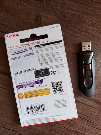 فلش مموری سندیسک مدل CZ600 ظرفیت 32 گیگابایت