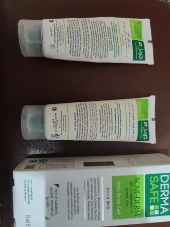 ژل ضد جوش درماسیف مدل Acne Derm حجم ۷۵ میلی لیتر