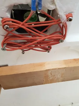 المنت ۱۲ ولت الکترومکانیک سیلیکونی ۱۳۰ سانتیمتری