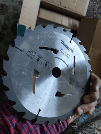 اره دیسکی ماکیتا مدل HS7010