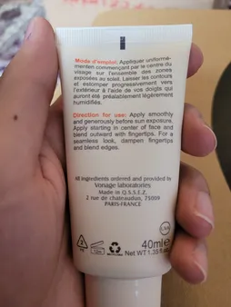 کرم ضد آفتاب رنگی الارو مدل SPF25 محافظ UVA ،UVB، مناسب انواع پوست تحت لیسانس حجم 40 میلی‌لیتر