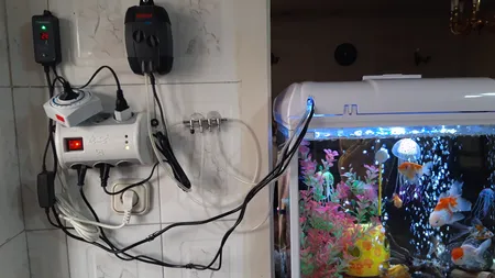 محافظ ولتاژ آنالوگ تیراژه مدل T106