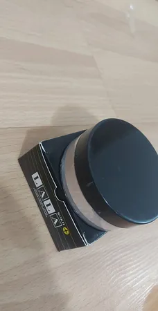 پودر تثبیت کننده آرایش لالا رخ شماره 01