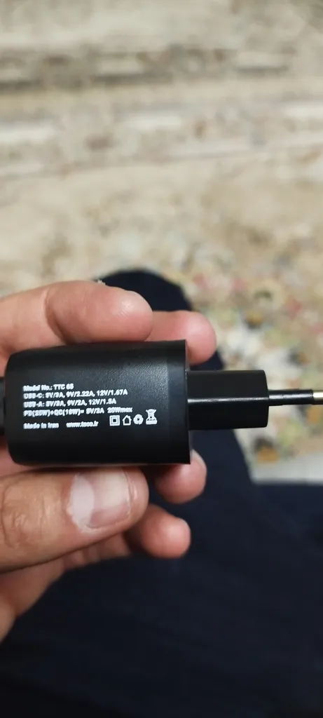 شارژر دیواری 20 وات تسکو مدل TTC 65