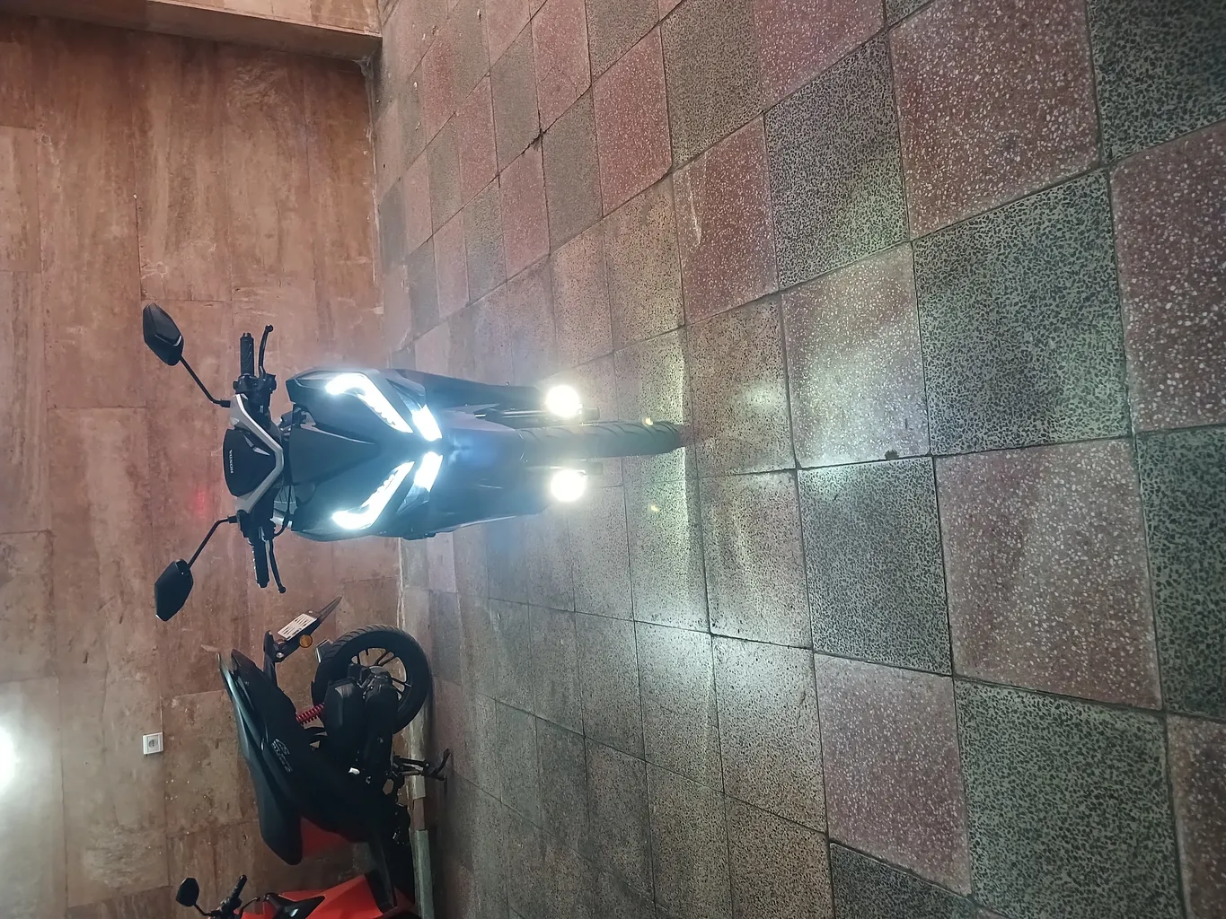 لامپ موتور سیکلت مدل Two Color بسته دو عددی