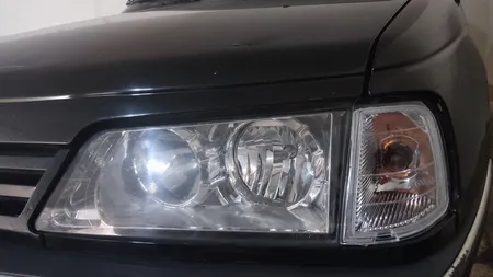 شیشه و چراغ راهنما خودرو مدل شفاف JT123 مناسب برای پژو 405 بسته 4 عددی