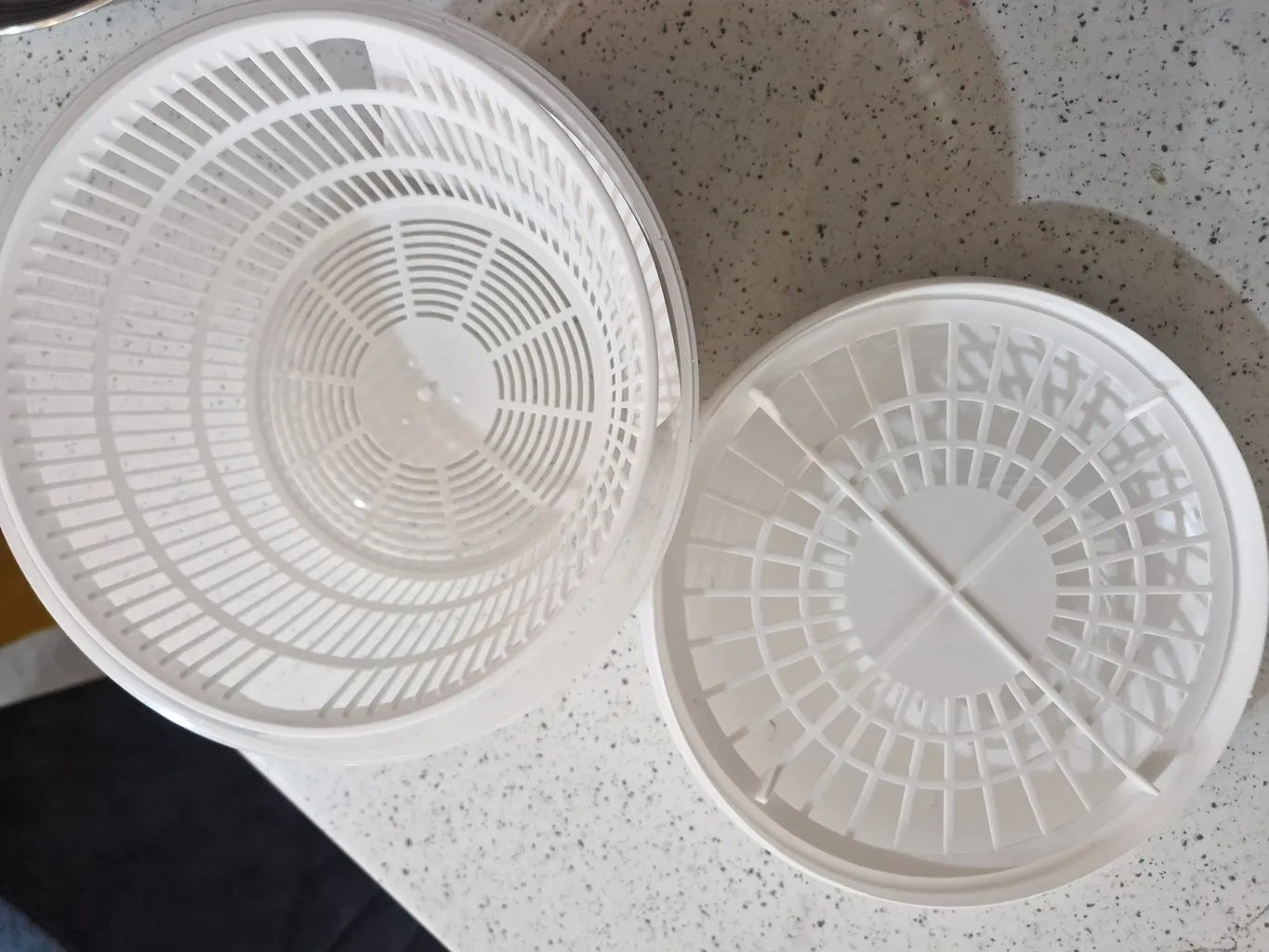 سبزی خشک کن همارا مدل Salad Spinner