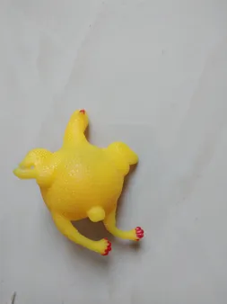 مرغ تخم گذار ضد استرس مدل Chicken Squishy