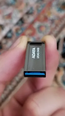 فلش مموری ای دیتا مدل UR340 ظرفیت 64 گیگابایت