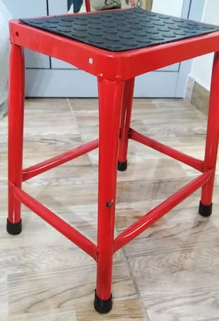 چهارپایه مدل 40 CM