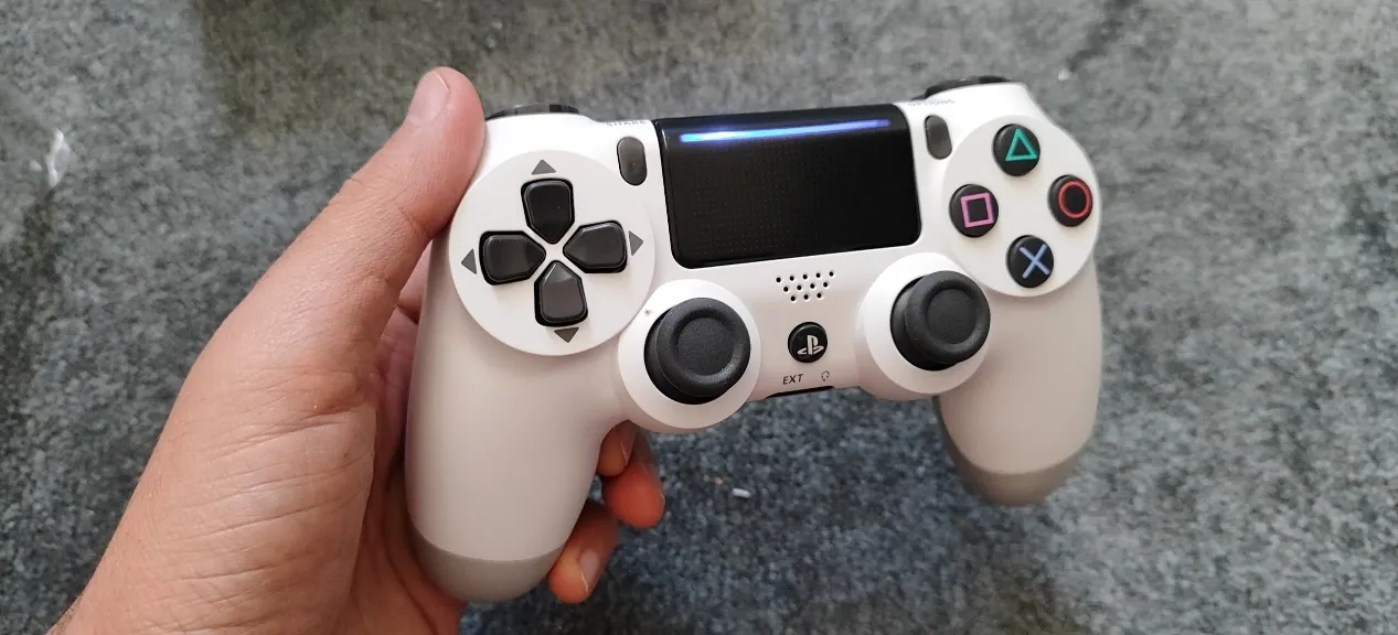 دسته بازی پلی استیشن ۴ مدل CUH-ZCT1U