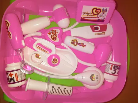 ست اسباب بازی تجهیزات پزشکی چرخ دار کد M6699