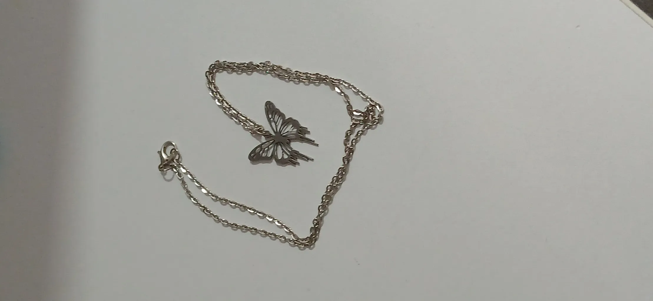 گردنبند دخترانه مدل پلاک پروانه