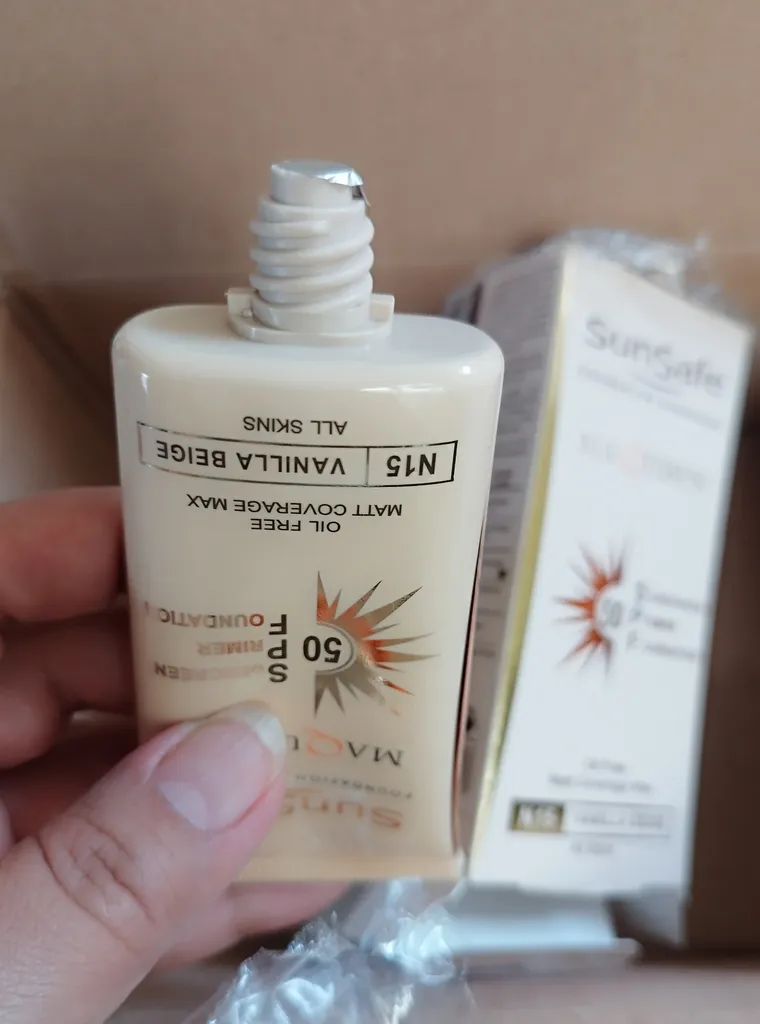 کرم ضدآفتاب رنگی سان‌سیف مدل N15، حجم 40 میلی‌لیتر