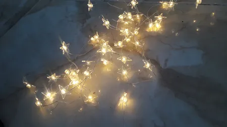 ریسه ال ای دی طرح ستاره مدل S50 طول 5 متر