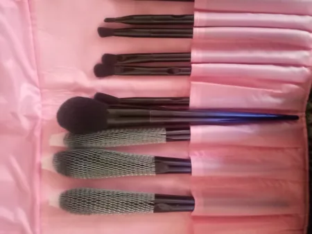 ست برس آرایشی طرح هولوگرام بسته 10 عددی