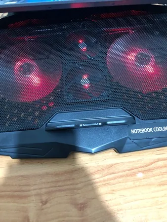 پایه خنک کننده  لپ تاپ مدل S-18