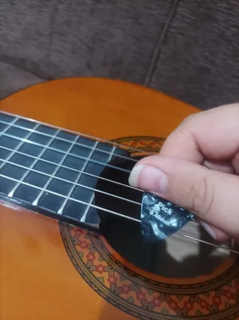 پیک گیتار آلیس مدل 046m