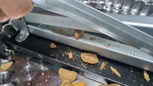 تجریه خرید هسته شکن یونیور مدل اهرمی حرفه ای کد Uni12-300